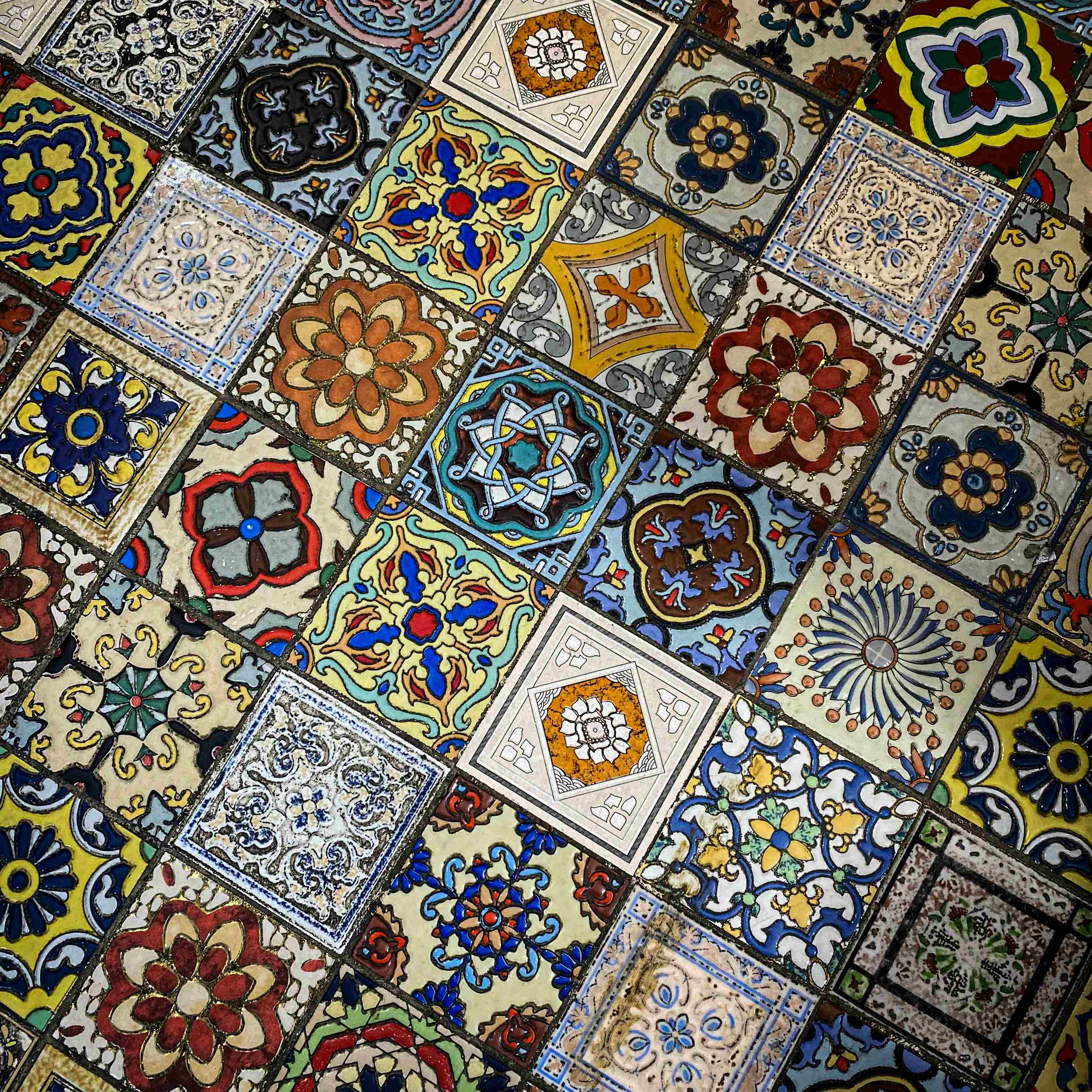 Découvrez notre gamme variée de carrelages pour tous vos espaces de vie Découvrez notre gamme variée de carrelages pour tous vos espaces de vie